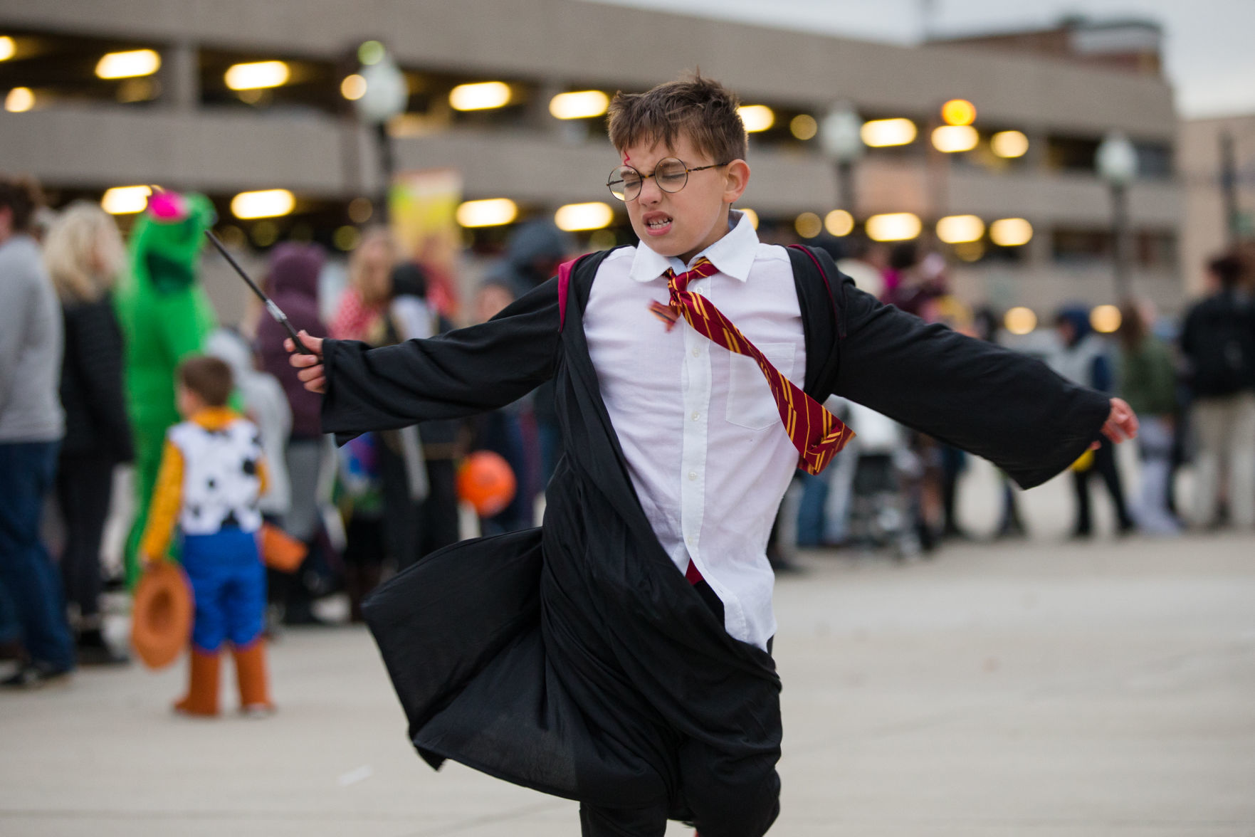 2019 1101 trickortreat 01.jpg